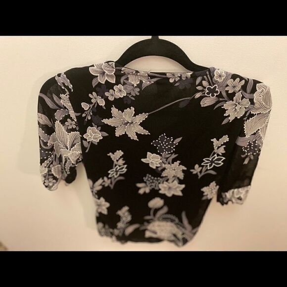 Design Works petite floral knit top - Picture 7 of 7